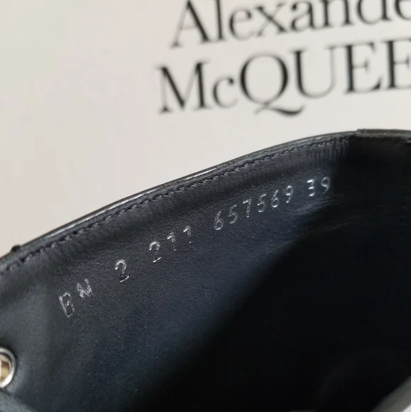 Alexander McQueen Patent Leather Combat Ankle Boot Size 39 Black - Picture 8 of 10